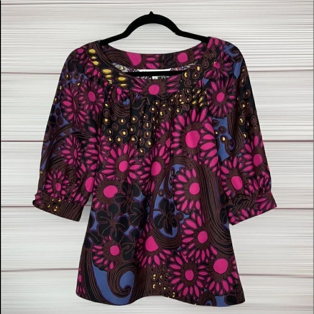 Trina Turk Silk Retro Floral Blouse Pink Purple Blue 1/2 Sleeve Scoop Neck S